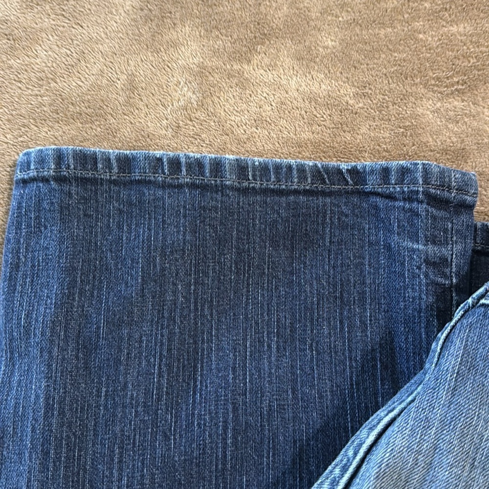 Lucky Brand Woman’s Neapolitan Easy Rider Blue Jeans‎ - Picture 5 of 11